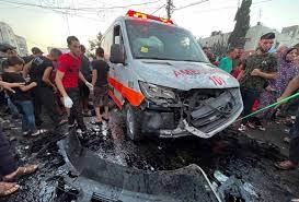 Serangan Israel ke Sekolah di Gaza - Konvoi Ambulans Terkena Serangan