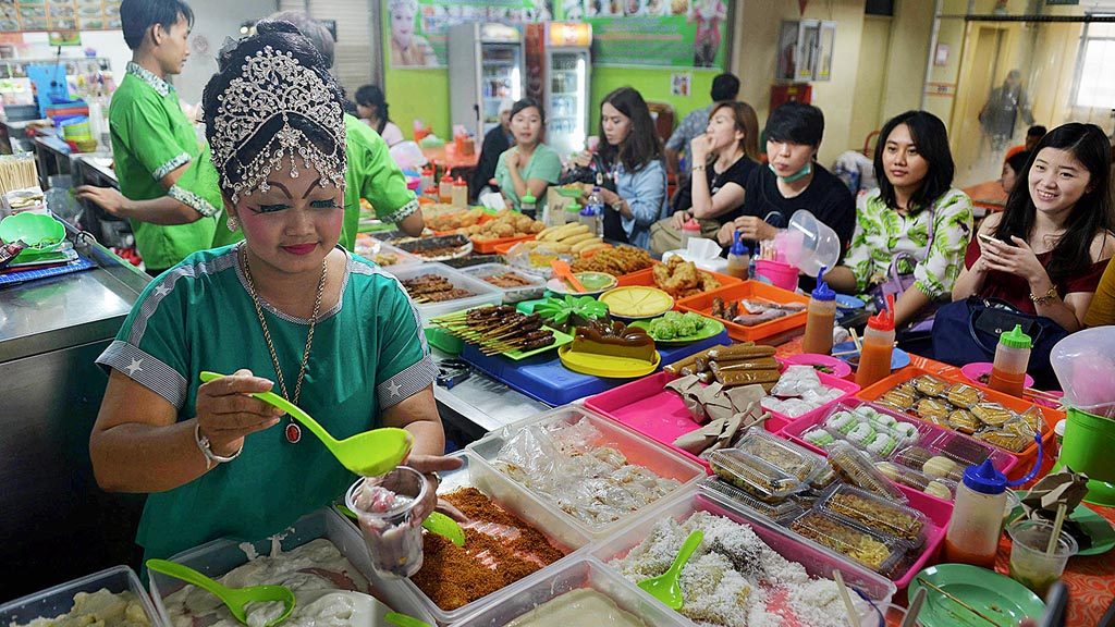 Kuliner Viral: 8 Tempat Makan Viral di Jakarta - Kantin Ie Suan