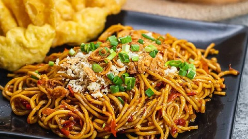 Kuliner Viral: 8 Tempat Makan Viral di Jakarta - Featured Image