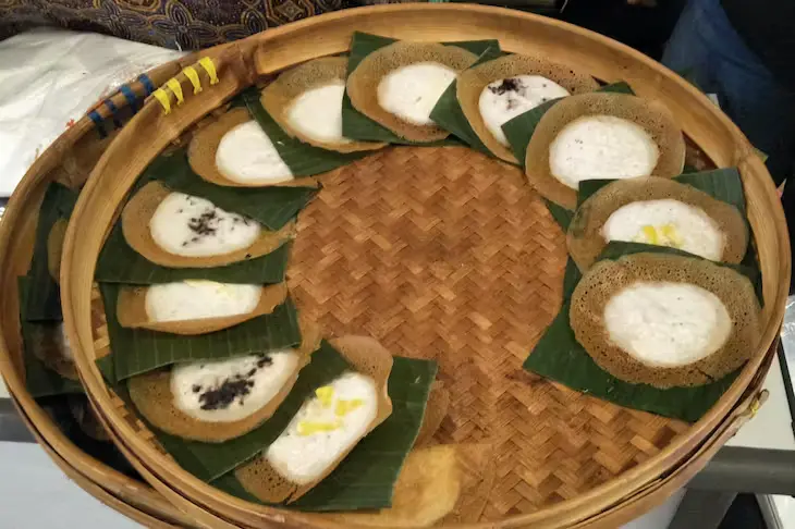 Jelajahi Keunikan Jajan Tradisional Jawa Tengah: Kuliner Warisan Budaya - Featured Image