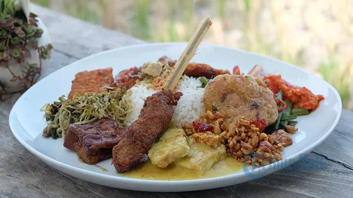 10 Tempat Makan Murah Jakarta, Hemat Di Ibukota! - Warung Bali Pak Gede
