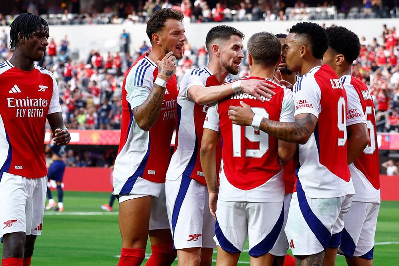 Arsenal Kalahkan Manchester United 2-1 di Laga Pramusim 2024/2025